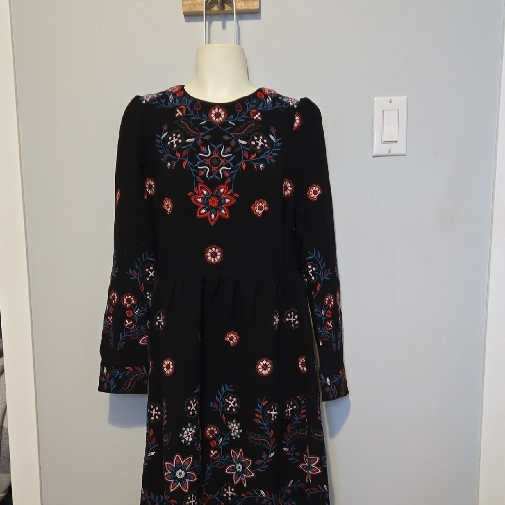 Zara Black Floral Embroidered Midi Dress Blogger Runway Fav - Picture 2 of 7